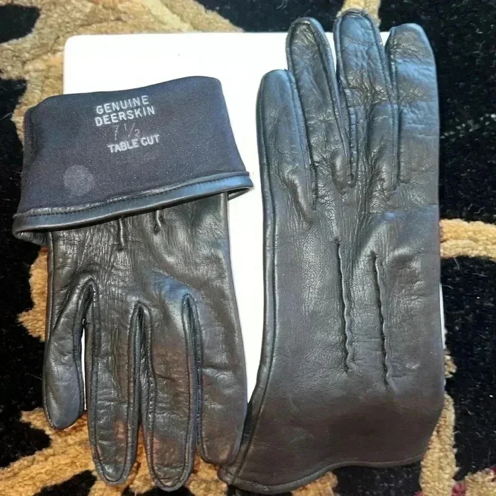 Women’s Black 2-Point Deerskin Gloves NEW!!  Size 7.5